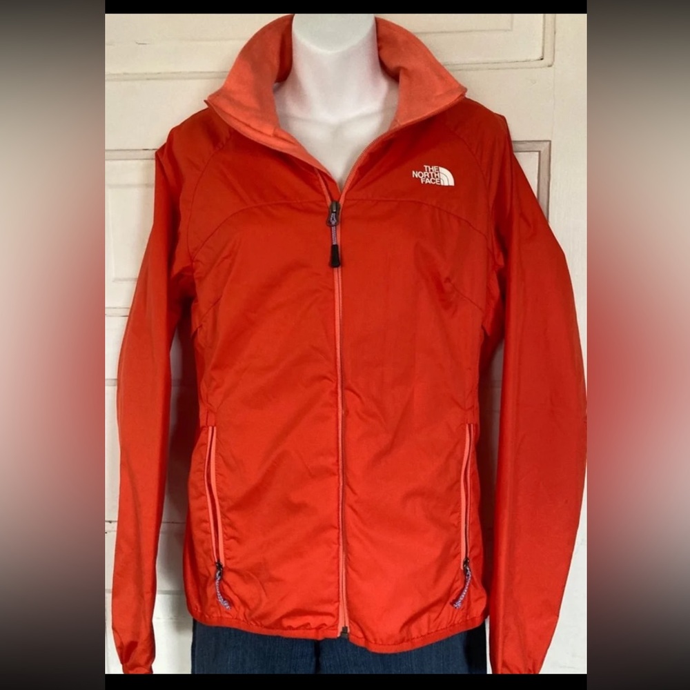 The North Face Women's Waterproof Orange, Lined, Zip Jacket. Size Medium